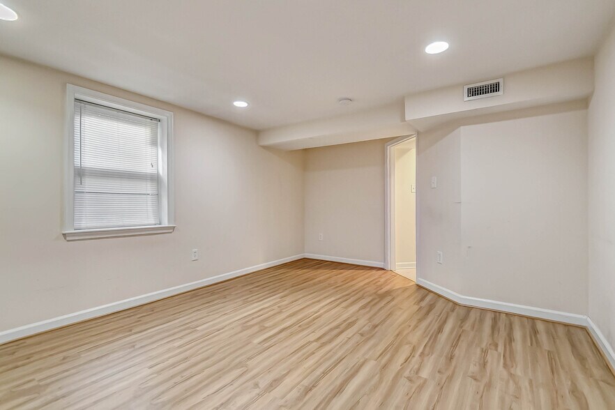 Building Photo - 4827 Indian Ln