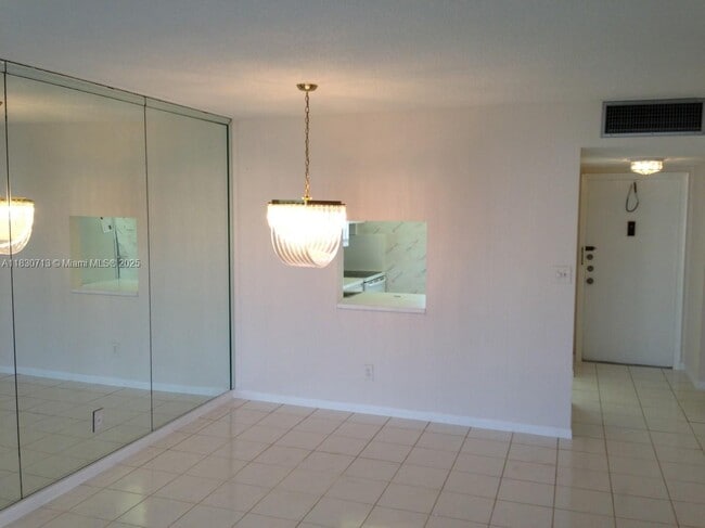 Building Photo - 6070 NW 64th Ave