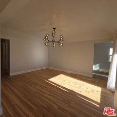 Building Photo - 418 S Roxbury Dr