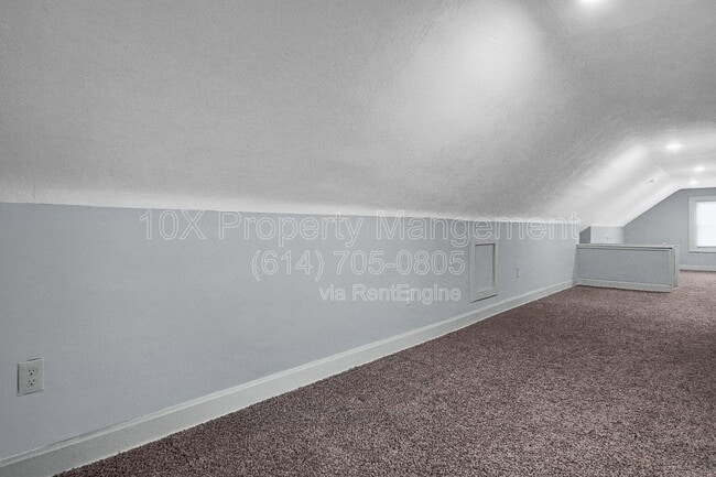 Building Photo - 614 Lilley Ave