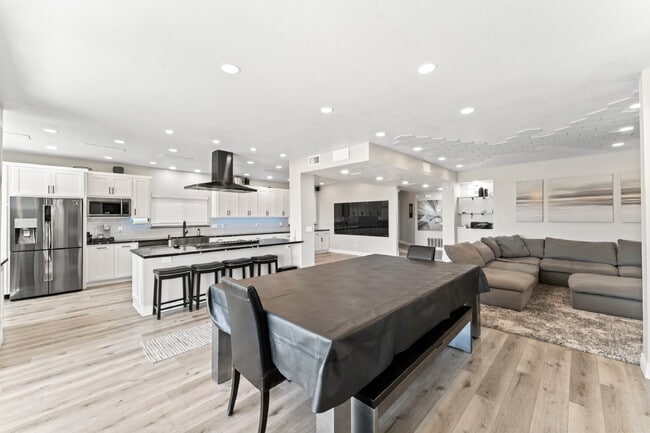 Building Photo - 18554 Olympian Ct