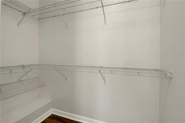 Building Photo - 2042 Bolton Rd NW