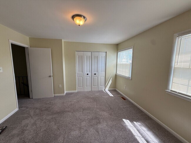 Building Photo - 4306 Eileen Ct