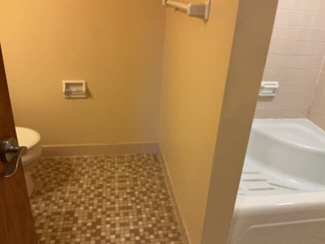 Building Photo - Brown Deer 2BR/1.5 Bath – Heat & Hot Water Included w/ Underground Parking!!!!