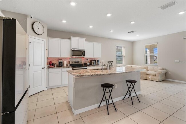 Building Photo - 3914 Lively Coral Pl