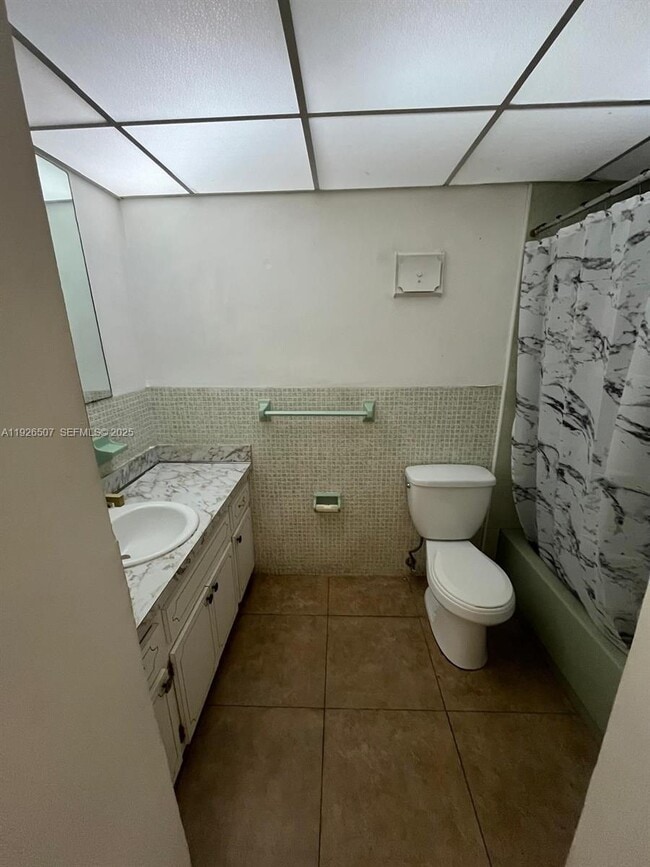 Building Photo - 4301 NW S Tamiami Canal Dr