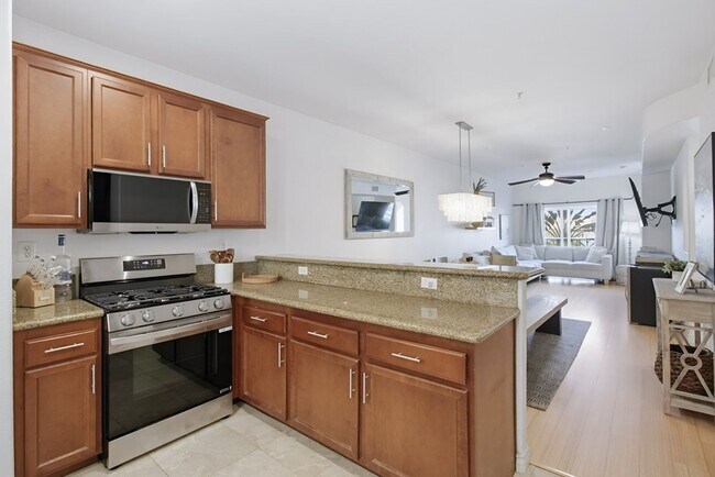 Building Photo - Steps from the Sand - Pacific Beach Townhome, Offered Fully or Partially Furnished