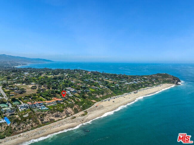 Building Photo - 7089 Birdview Ave