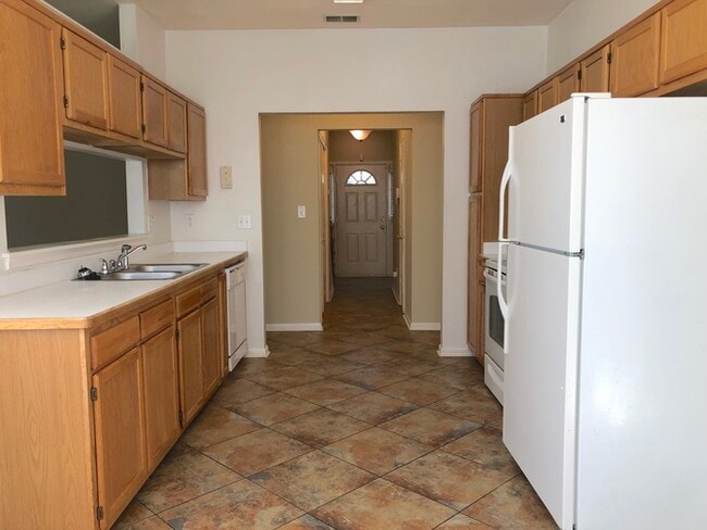 Building Photo - 1301 Whistle Town Ct