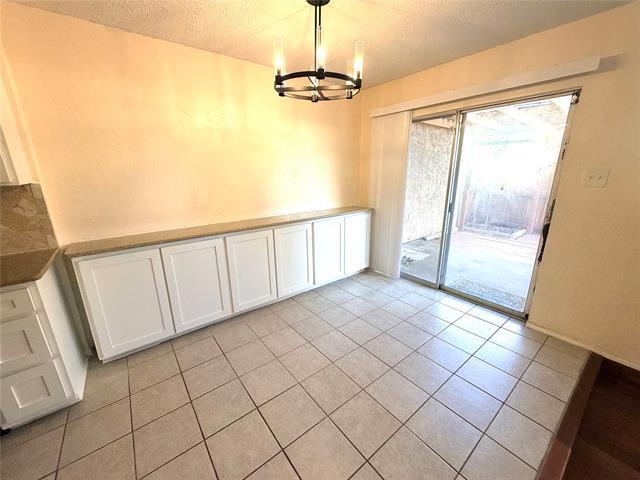 Building Photo - 2021 Clubview Dr