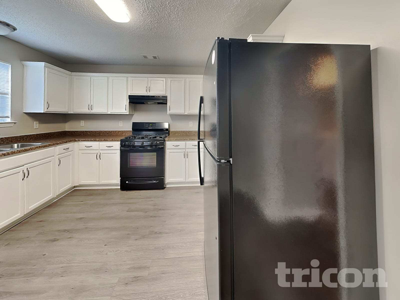 Building Photo - 3525 Brookstone Way