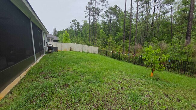 Building Photo - 248 Zancara St