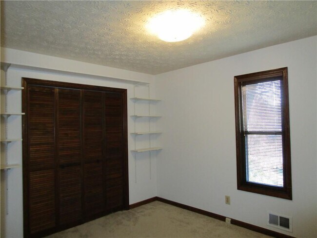 Building Photo - 1623 Rex Dr