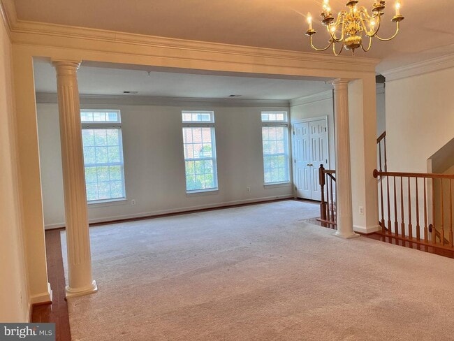Building Photo - 5605 Harrington Falls Ln