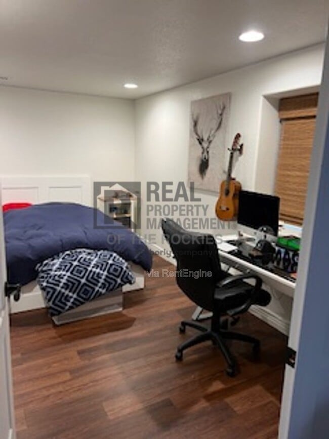 Building Photo - 2262 Muir Ln