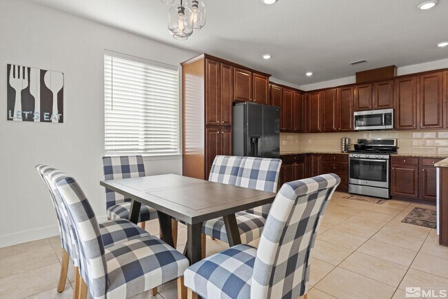 Building Photo - 10270 Gold Mine Dr