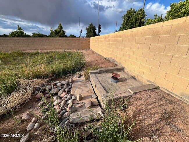 Building Photo - 3550 E June Cir