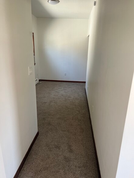 Building Photo - 1413 Prospect Ave