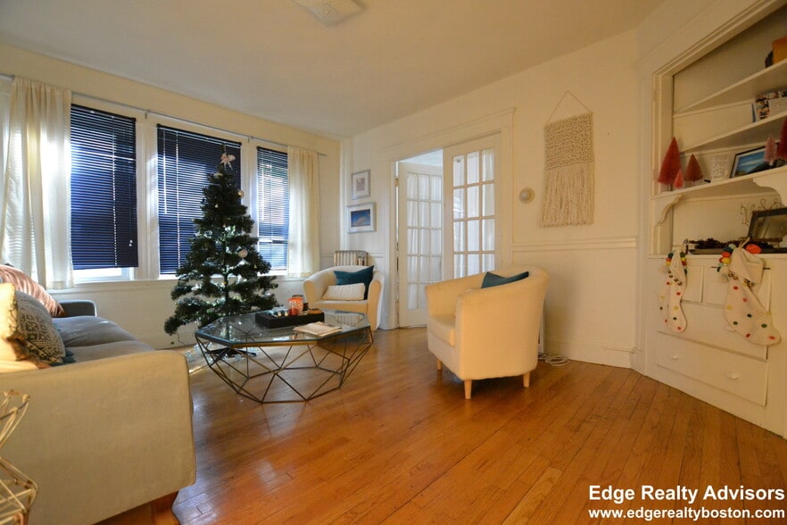 Building Photo - 63 Euston Rd