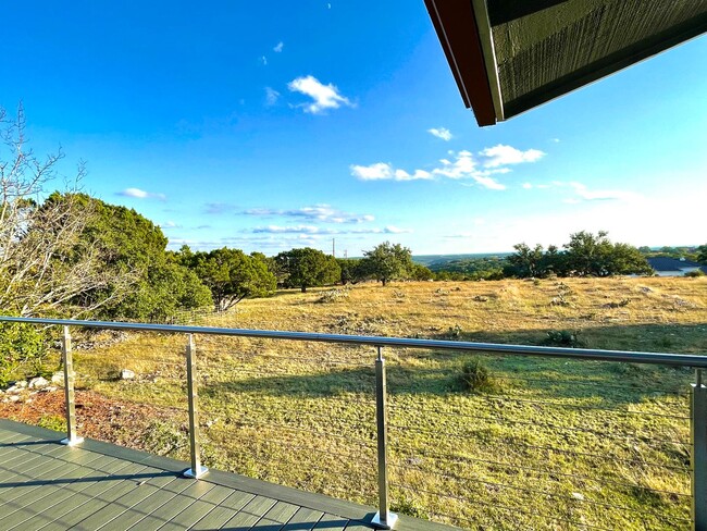 Building Photo - Working Ranch Estate Home