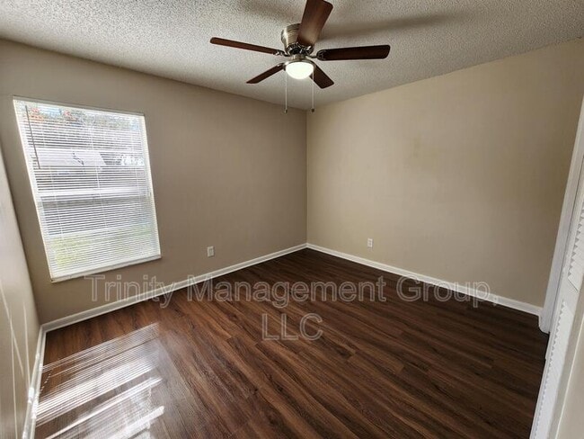Building Photo - 17531 Brandywine Dr