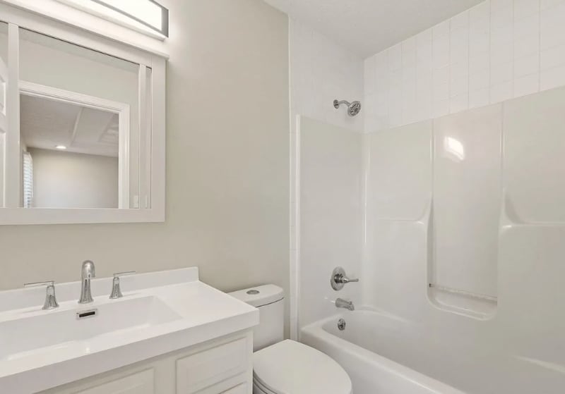 Building Photo - 10413 Gisela Ct