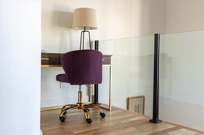 Building Photo - 4611 S 47th St