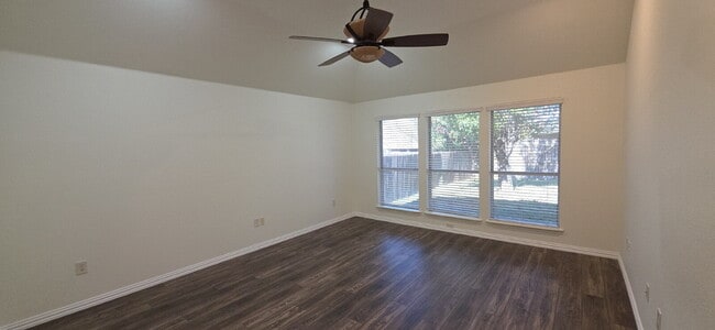 Building Photo - Beautifully Remodeled Home in Mansfield ISD – Corner Lot with Modern Upgrades!