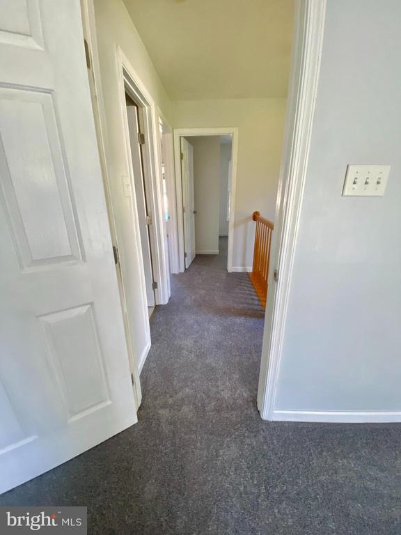 Building Photo - 108 Monet Cir