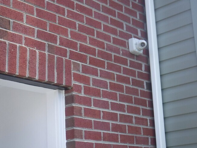 Building Photo - 188 Drexel Ct
