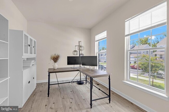 Building Photo - 2053 Whithorn Hl