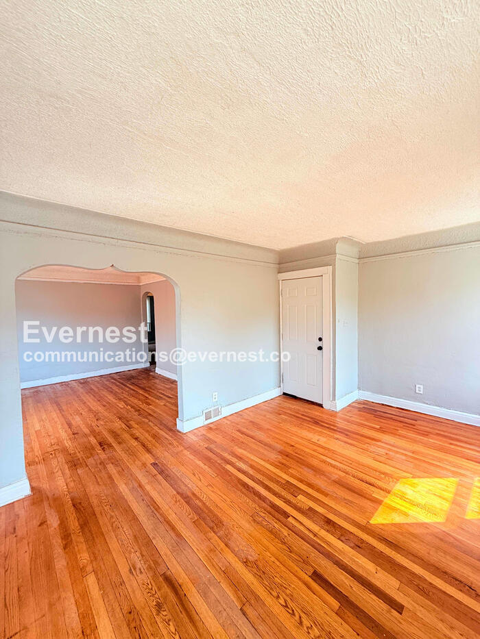 Building Photo - 15444 Appoline St