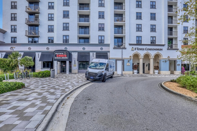 Building Photo - 651 Okeechobee Blvd