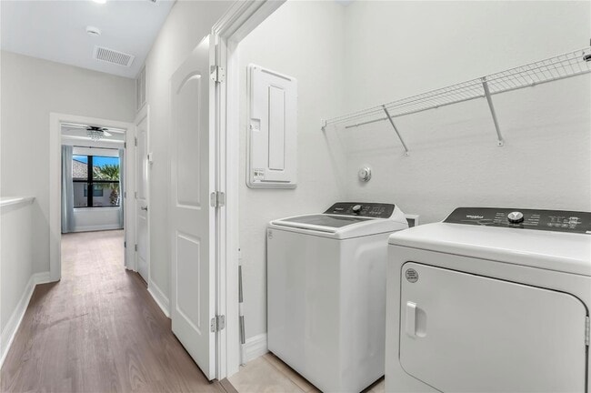 Building Photo - 4828 Chantilly Rd