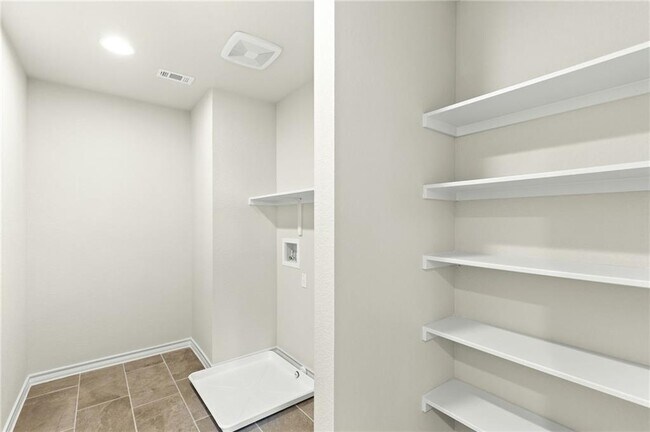 Building Photo - 1624 Caballo Blanco Rd