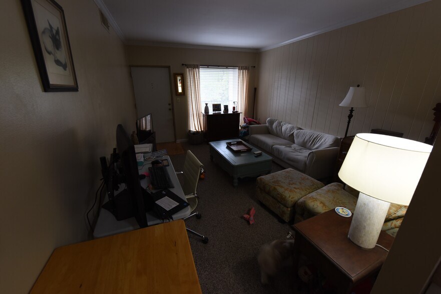 Building Photo - 57 Hanover Cir