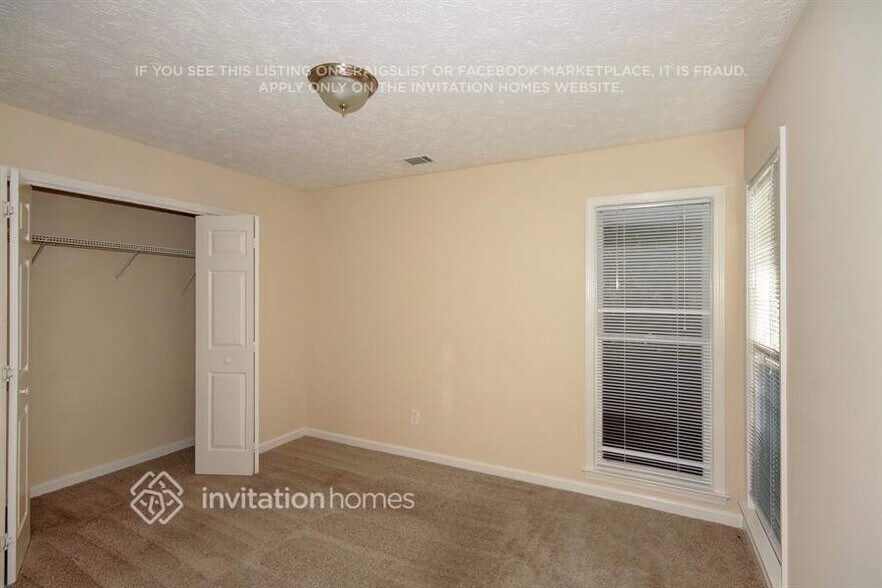 Building Photo - 235 Fairview Chase Rd