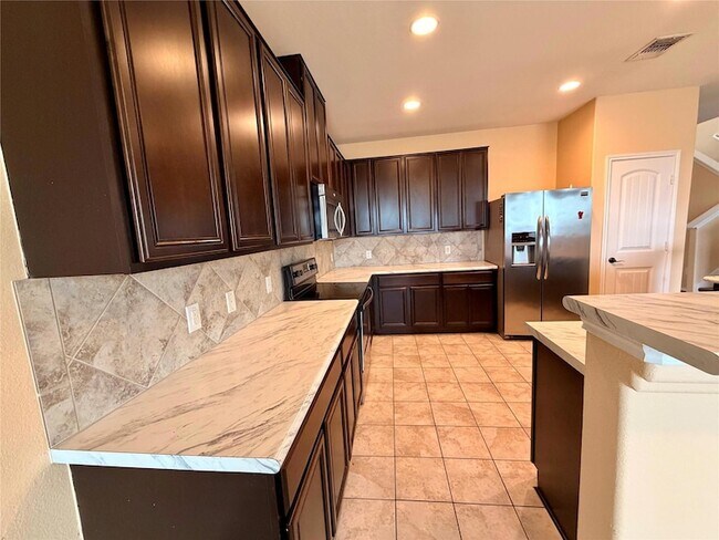 Building Photo - 1112 Strickling Dr