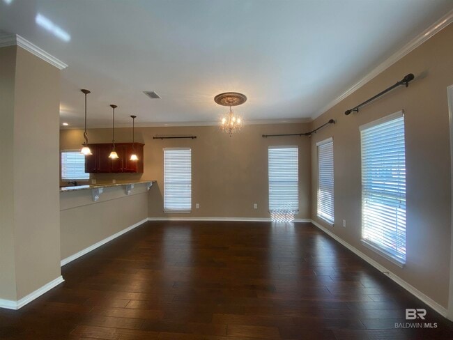 Building Photo - 33171 Stables Dr