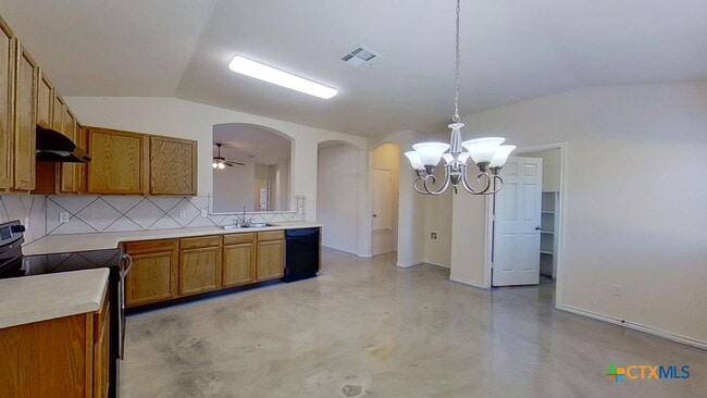 Building Photo - 111 Carol Ave