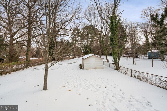 Building Photo - 3903 Whispering Ln