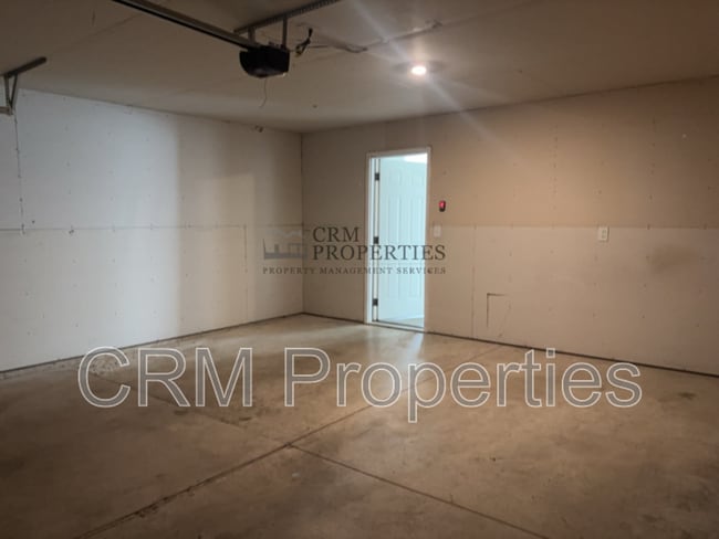Building Photo - 1500 S 23rd St