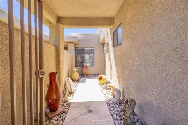 Building Photo - 72439 Desert Flower Dr