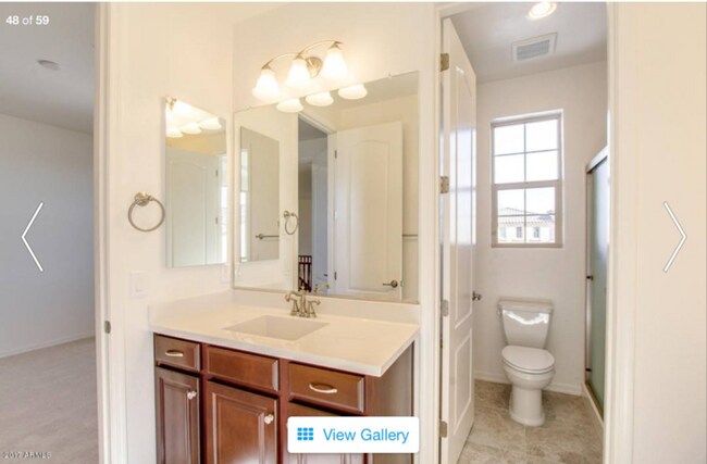 Building Photo - Stunning 5 BD, 4.5 BA home located in the ...