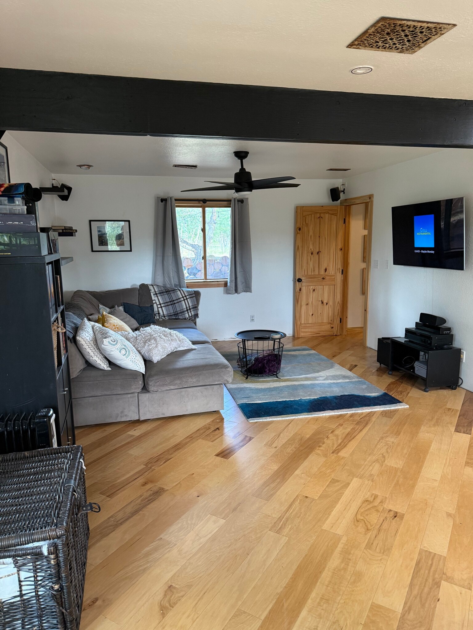 Building Photo - 340 Quartz Cir
