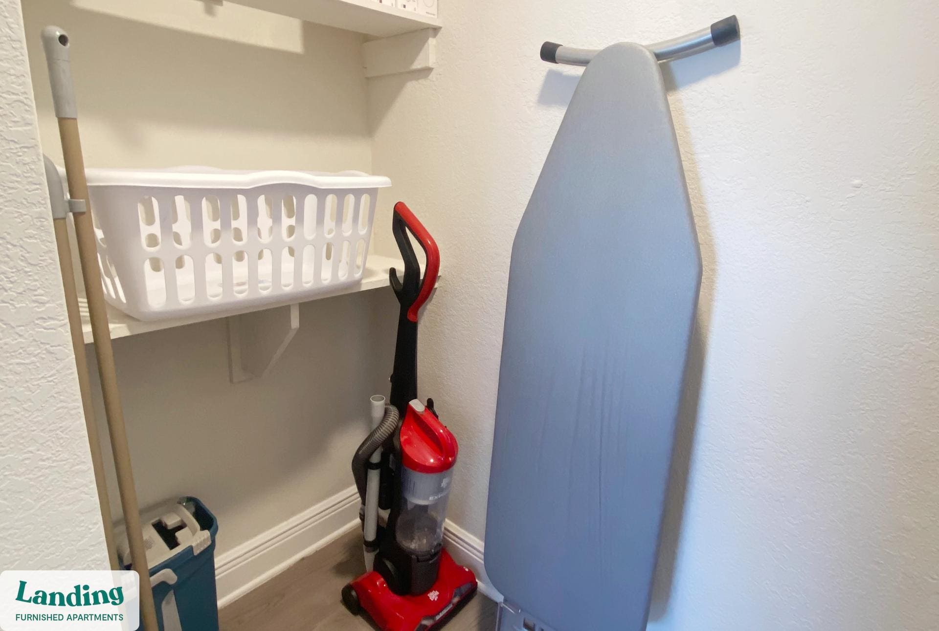 Building Photo - 305 Dr. M.L.K. Jr St S