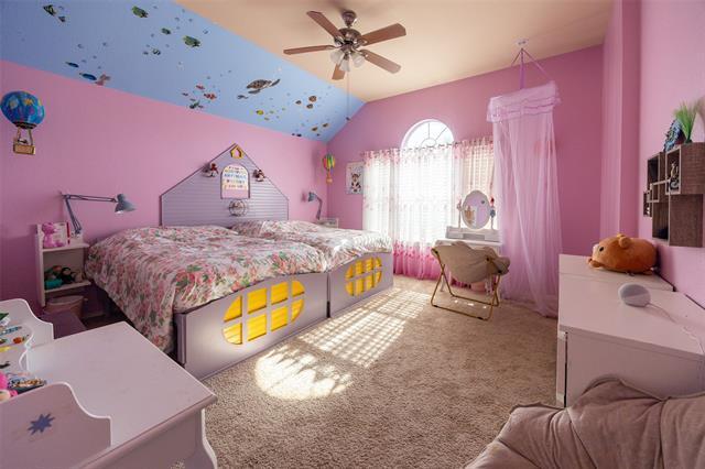 Building Photo - 9216 Sterling Gate Dr