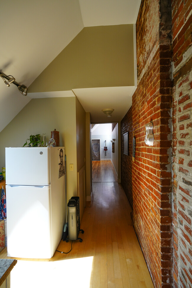 Hall from kitchen through the apartment - 536 Cumberland Ave