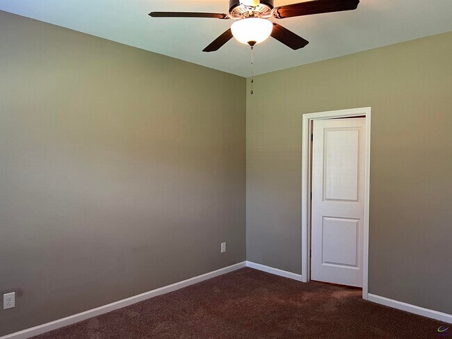 Building Photo - 104 Jared Court