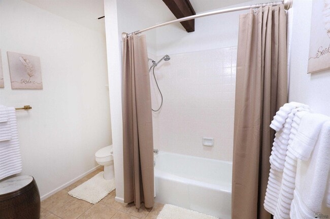 Building Photo - 3533 S Cholla Dr